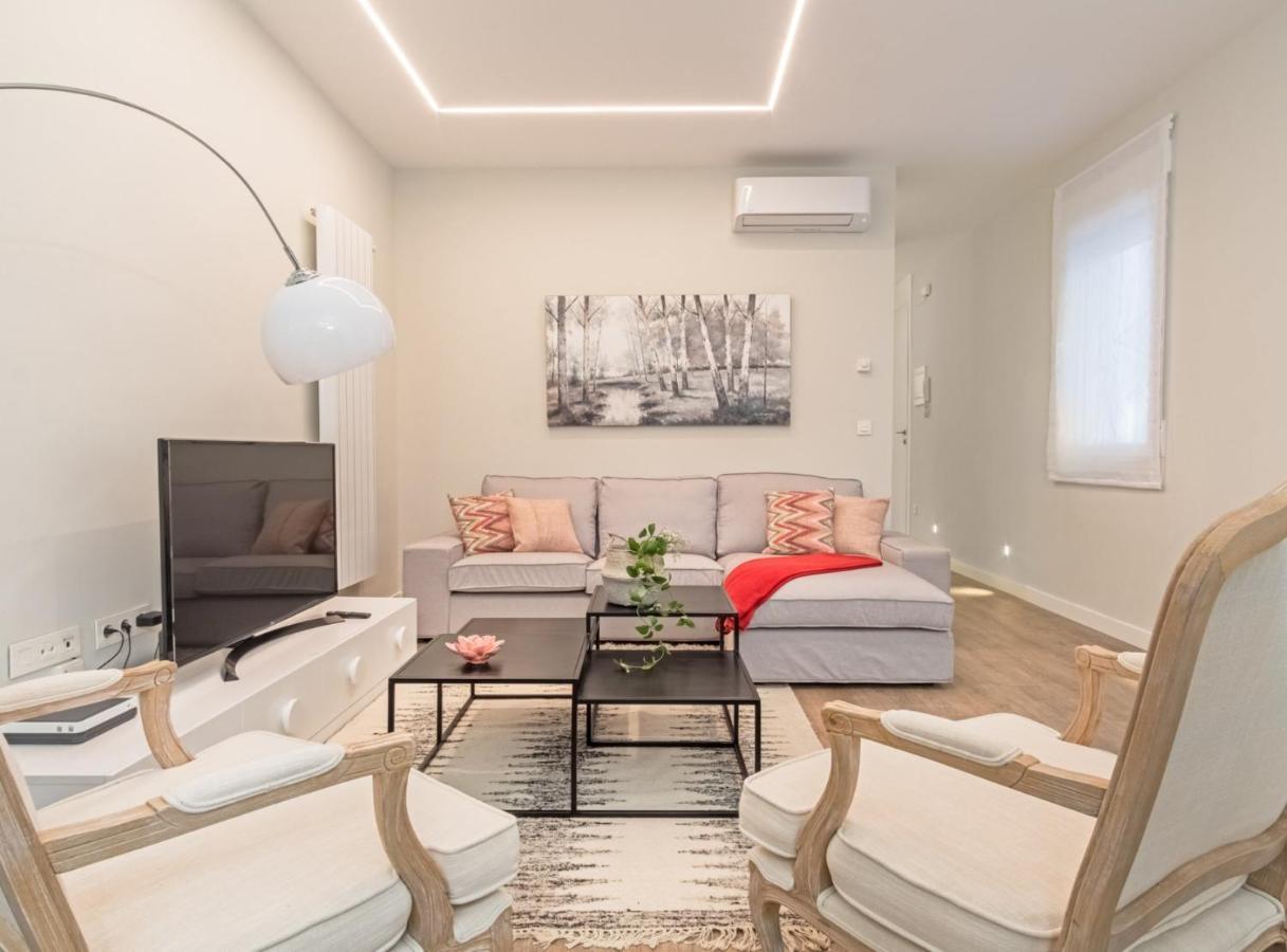 Experience The Best Of Madrid! Gran Via Apartment For 6, Comfort And Style In The Heart Of Chueca III Exteriör bild
